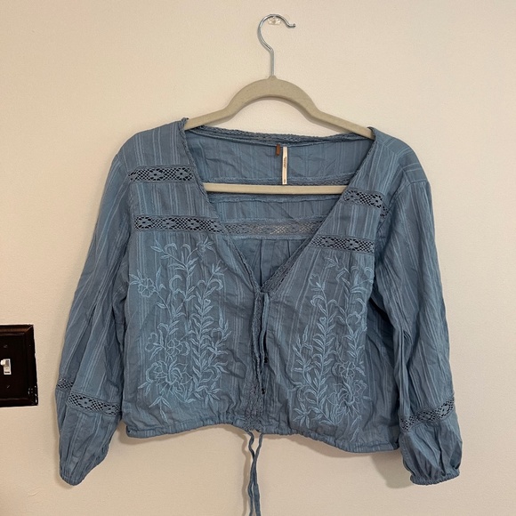 Free People Follow Your Heart Embroidered Crop Balloon Sleeve Top (S) - Picture 3 of 9